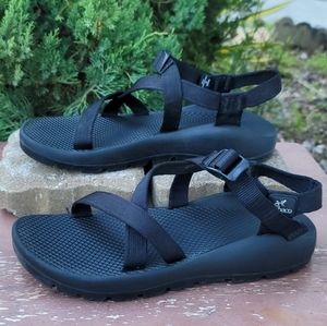 Chaco Z/1 Classic Women's

Black Sports Sandals 10